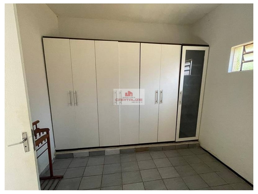 Casa com 3 suÃ­tes, sendo 1 suÃ­te master, sala de estar co hall de circulaÃ§Ã£o — foto 10
