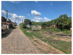 Terreno no bairro Porto do Centro, 3 lotes de 10x30, rua calçada, servido de água, energia, Internet