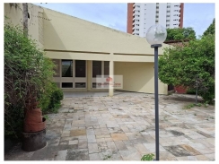 Casa na Visconde da Parnaíba, antes da Homero, com 400m2 de área construída, com 4 suítes